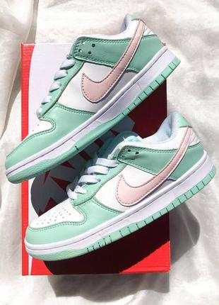 Nike sb dunk low barely green новинка яскраві жіночі кросівки найк мятні зелені бірюзові весна літо осінь жіночі бірюзові м'ятні яскраві кросівки