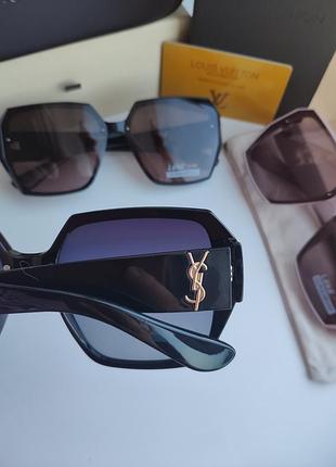 Красивые солнцезащитные женские очки  с поляризацией окуляри чорні