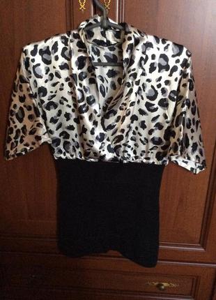 Блуза, кофточка с леопардовым принтом