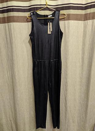 Женский комбинезон