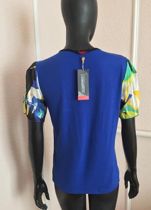Нарядна Блузка футболка з рукавами рюшами воланами по фігурі базова3 фото