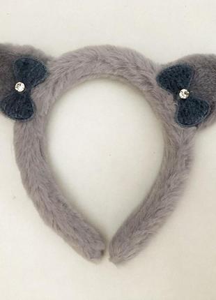 Обручі для волосся дитячі хутряні з вухами і бантиками.