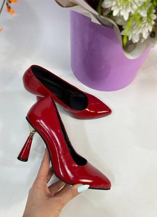 Эксклюзивные туфли лодочки итальянская кожа лак красные на шпильке2 фото