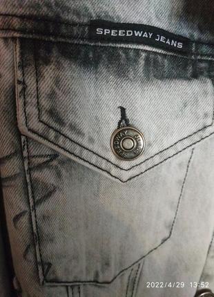 Нереально стильная джинсовка,джинсовая куртка,с принтом,турция,бренд.8 фото