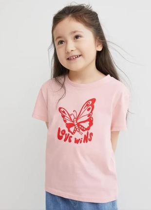 Интересная футболка на девочку