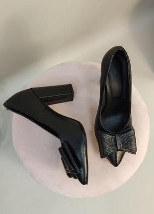 Эксклюзивные туфли лодочки итальянская кожа чёрные5 фото
