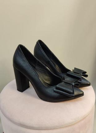 Эксклюзивные туфли лодочки итальянская кожа чёрные7 фото