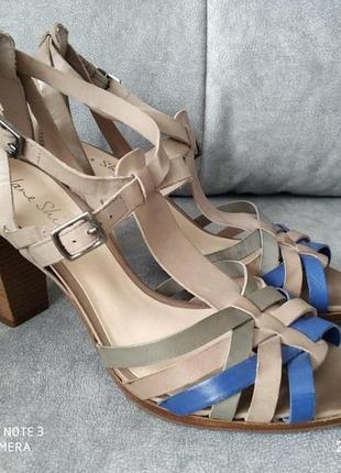 Шкіряні босоніжки jane shilton р. 38