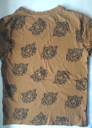 Хлопковая трикотажная футболка принт тигр бренда h&m uk 4-5 eur 104-1106 фото