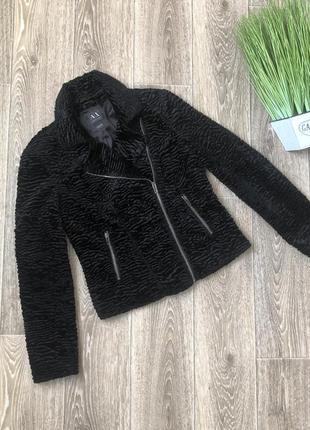 Весняна куртка armani exchange на розмір s