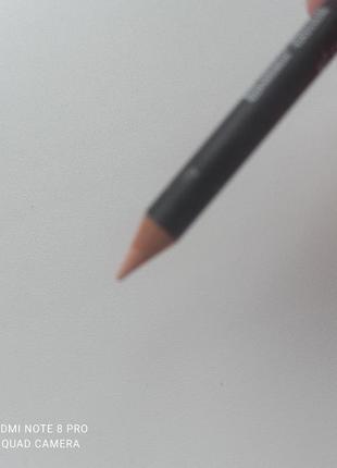 Topface карандаш для губ