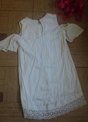 Красивое белое платье с кружевом и открытими плечами 12-15 лет3 фото