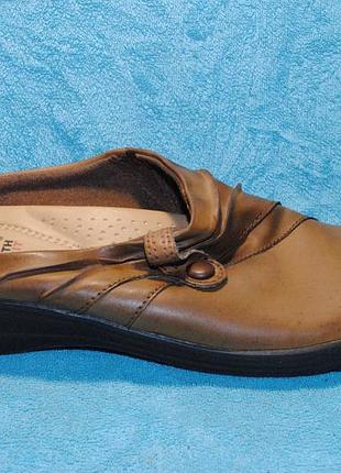 Шлепанцы earth spirit 40 размер