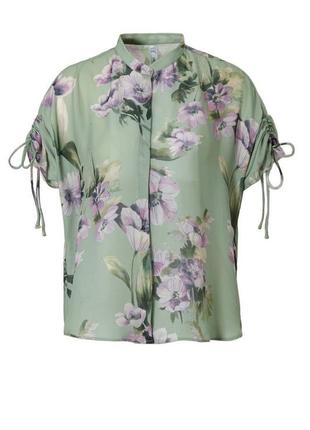 Класна блуза у квітковому принті mango .8 фото