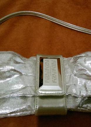 Клатч новий fiorelli