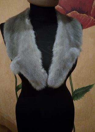 Вротничок норка - сапфір