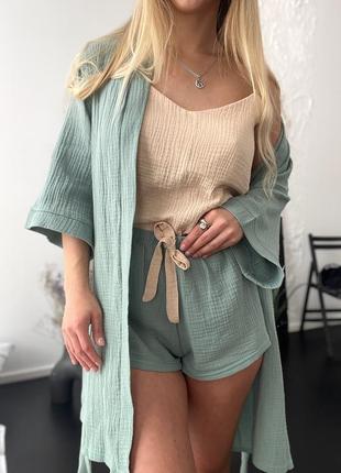 Женский красивый и нежный комплект из муслина халат и пижама. набор халат и пижамка муслин3 фото