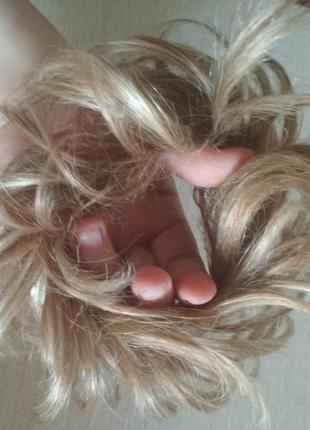 Пучок шеньен волосся на хвіст блонд5 фото