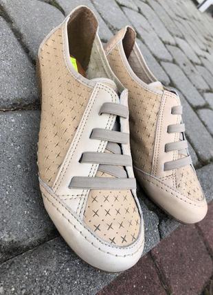 Мокасини жіночі шкіряні 36 розмір