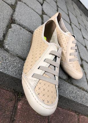 Мокасини жіночі шкіряні 36 розмір