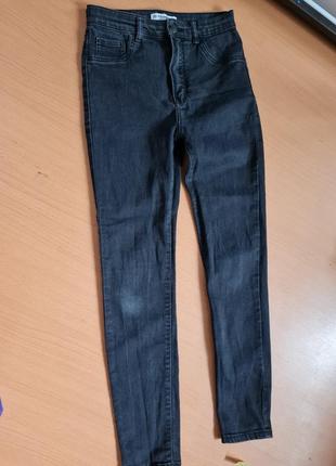 Джинсы на высокой посадке