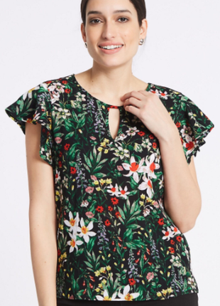 Красива блузка в квітковий принт / блуза / футболка "m&s" р. 52(58)