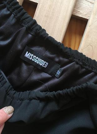 Чорна сукня з відкритими плечиками missguided4 фото