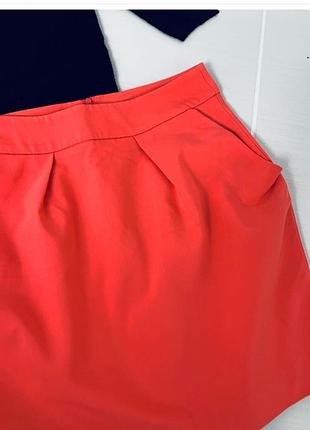 Яскрава та стильна спідниця zara. 3