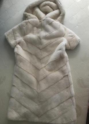 Норковая шуба жилетка