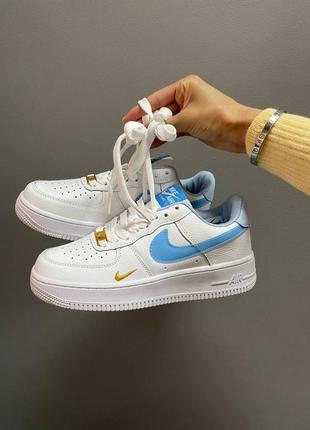 Жіночі шкіряні біло-голубі кросівки nike air force 1 🆕 найк аір форс