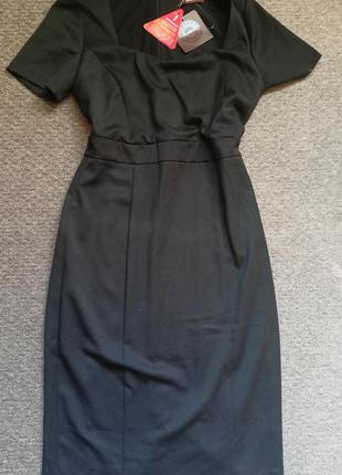 Новое чёрное платье