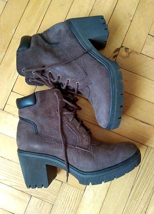 Жіночі черевики cat (caterpillar)