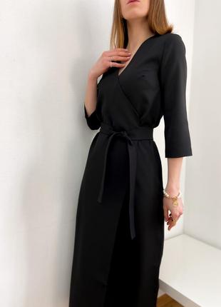Чорна сукня - міді із костюмної тканини2 фото