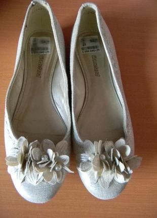 Туфлі graceland