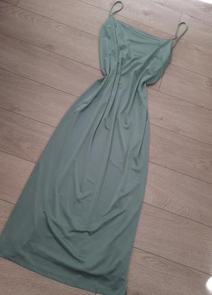 Трендовое шикарное платье миди1 фото
