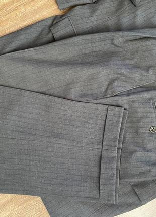 Классический костюм