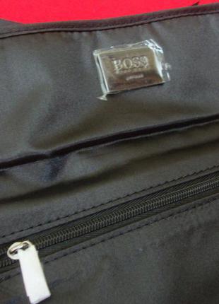 Косметичка hugo boss оригинал5 фото