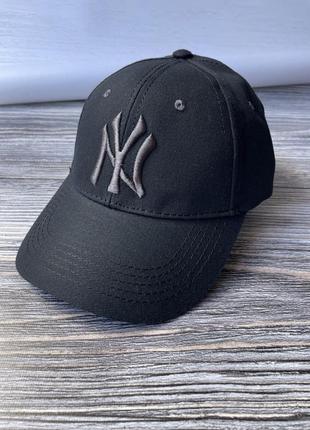 Кепка бейсболка чорна нью йорк new era