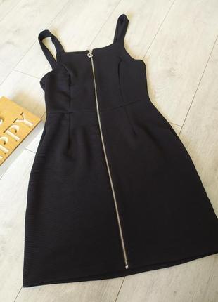 Класний сарафан, плаття, чорний.
