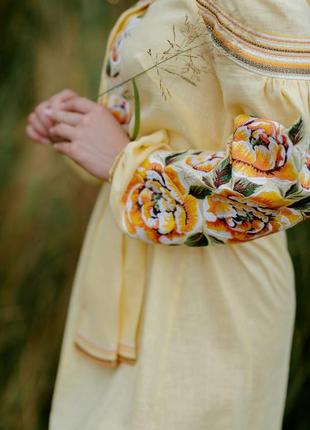 Лляна вишиванка вишита сукня в стилі бохо на 100% льоні3 фото