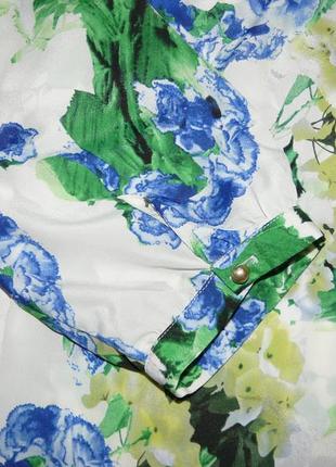 Красивая блуза в цветочный принт3 фото