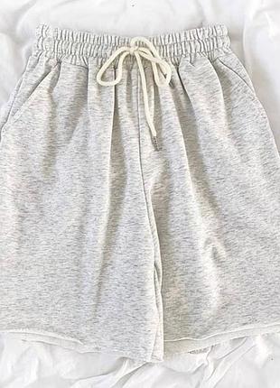 Шорти