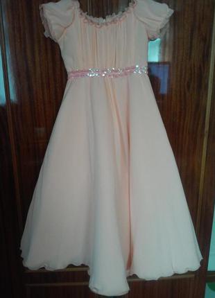 Святкове платтячко для вашої кралі