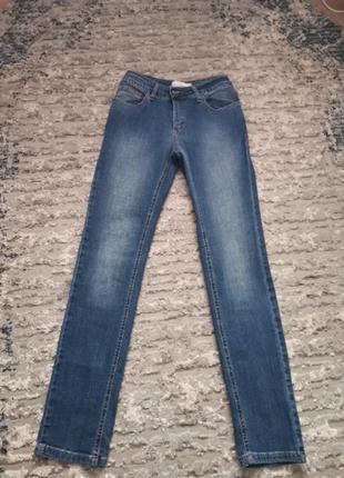 Джинси