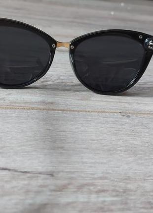 Очки солнцезащитные, женские.