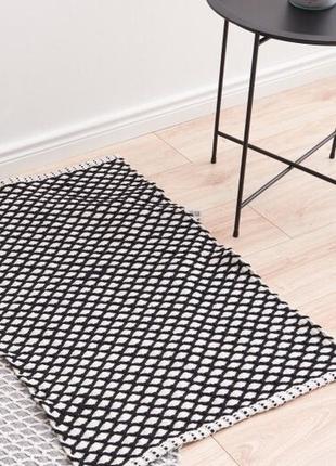Стильний інтер'єрний килимок sinsay 60х90 чорно-білий