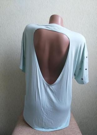 Kim kara. необычная футболка с открытой спиной. туника. мятная. футболка с заклепкам