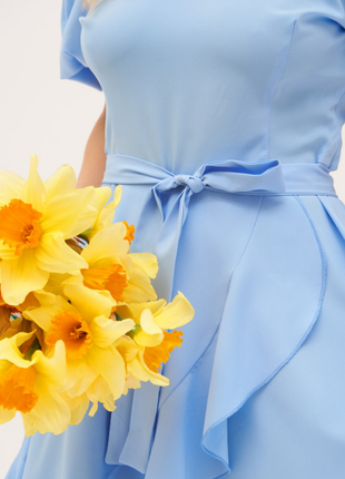 Молодежное воздушное мини платье с воланами рукавами-фонариками 2 цвета2 фото