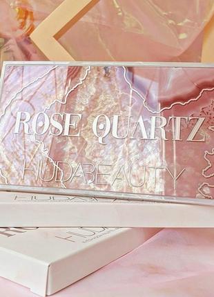 Huda beauty rose quartz eyeshadow palette