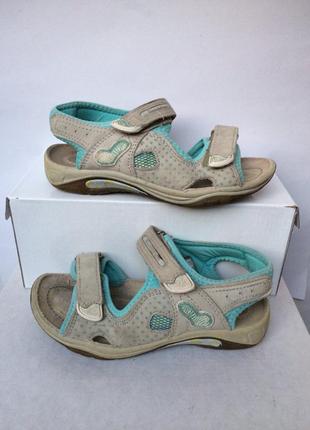 Everest glamour  кожаные сандалии босоножки 33р